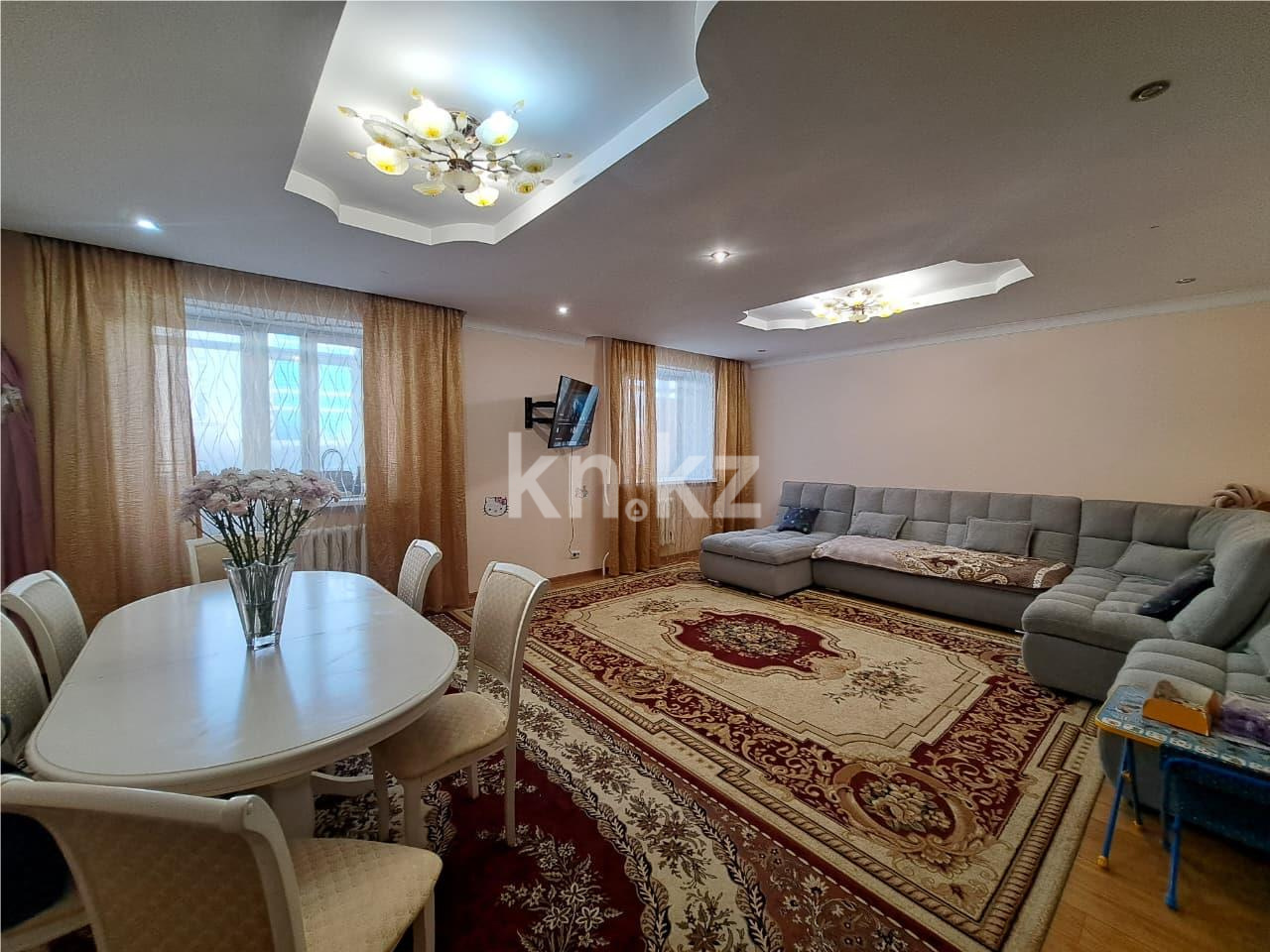Продажа 4-комнатной квартиры, 145 м², пр. Сарыарка, дом  11 в Астане