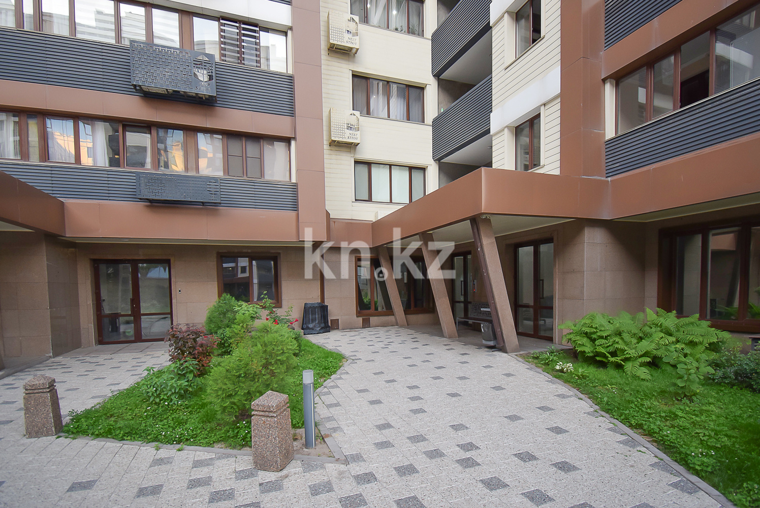 Продажа 3-комнатной квартиры, 138 м² - Продажа квартир в новостройках Алматы - страница 73 фото 28 из 31