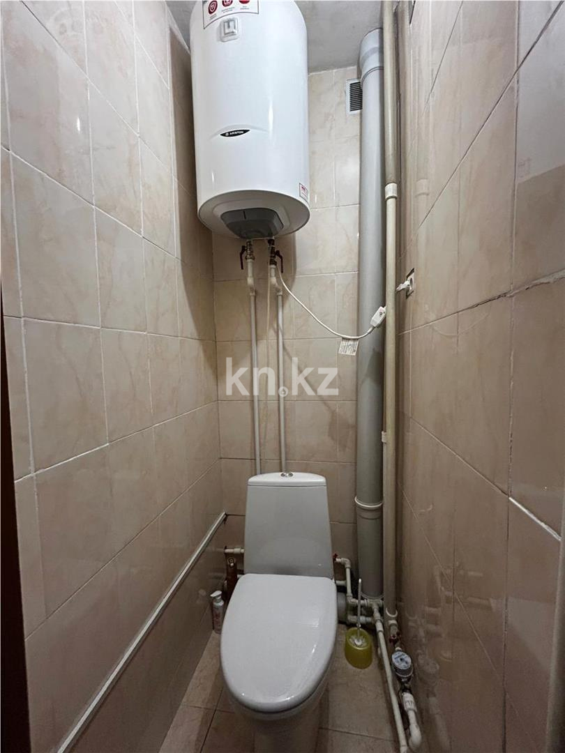 Продажа 3-комнатной квартиры, 65 м², ул. Гапеева - Продажа  трехкомнатных квартир в Караганде фото 11 из 15