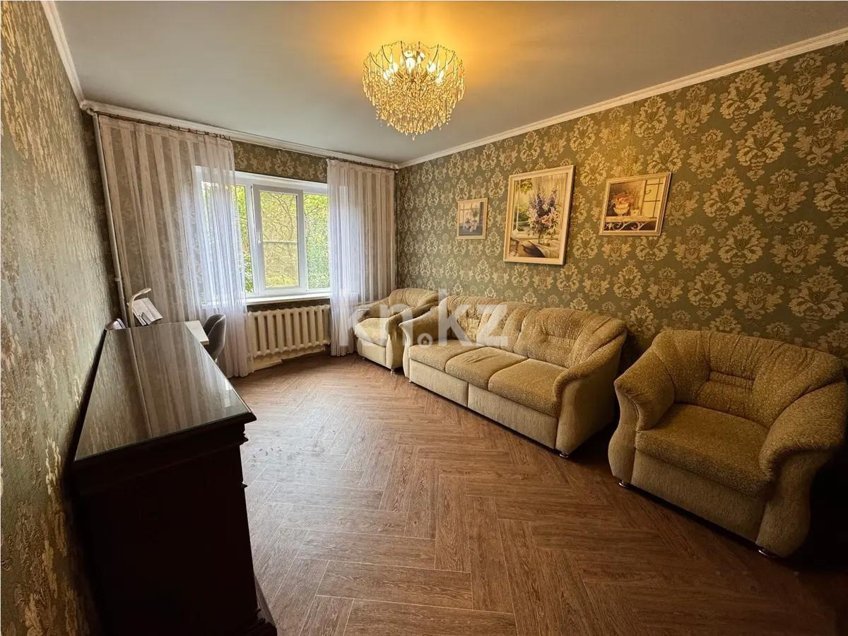 Продажа 3-комнатной квартиры, 71 м², ул. Айтеке би, дом  121а - Продажа  трехкомнатных квартир в Алматы с фото фото 1 из 7