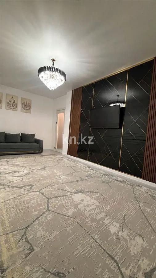 Продажа 2-комнатной квартиры, 60 м², ул. Толе би, дом  14 - Продажа квартир в Казахстане фото 1 из 4