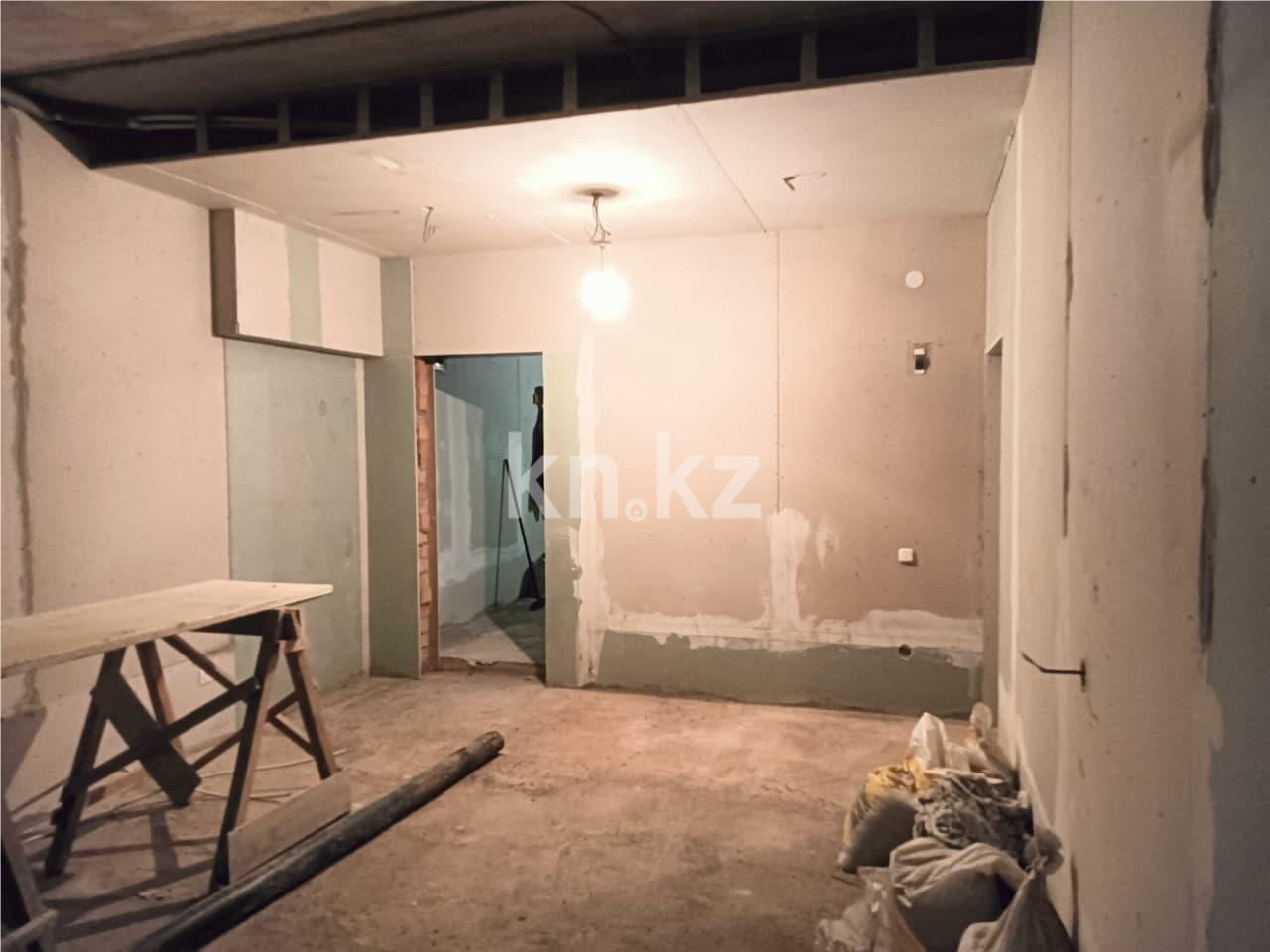 Продажа 5-комнатной квартиры, 132 м², мкр-н Алтын Арка - Продажа  пятикомнатных квартир в Караганде фото 16 из 25