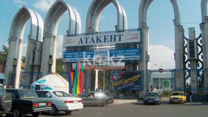 Аренда 2-комнатной квартиры, 45 м², ул. Тимирязева, дом  69 - ул. Манаса - Аренда  двухкомнатных квартир помесячно в Алматы с фото фото 1 из 18