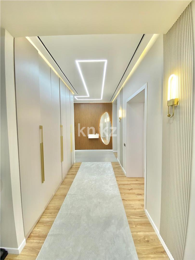 Продажа 3-комнатной квартиры, 103 м², ул. Момышулы - Продажа квартир в Караганде фото 11 из 20