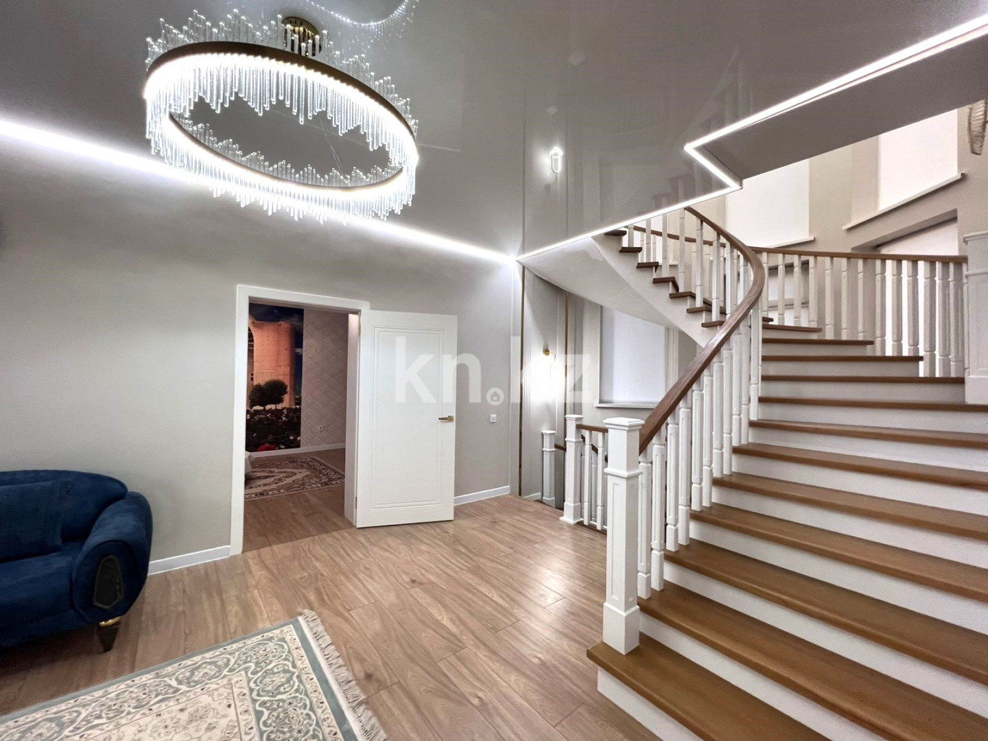 Продажа 7-комнатного дома, 515 м², Косшы, ул.Кобланды батыра - Продажа квартир в Акмолинской области фото 9 из 39