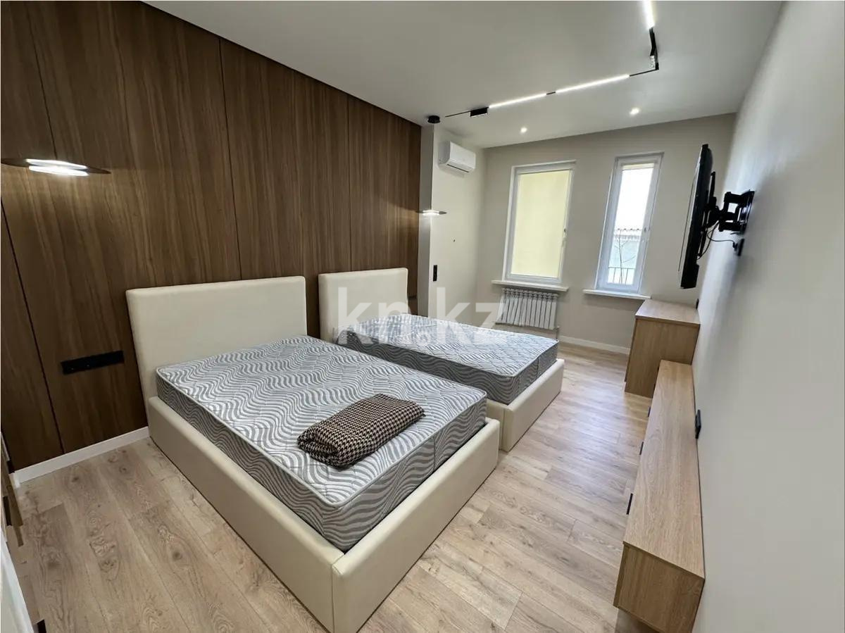 Продажа 3-комнатной квартиры, 127.8 м² в Алматы - фото 3