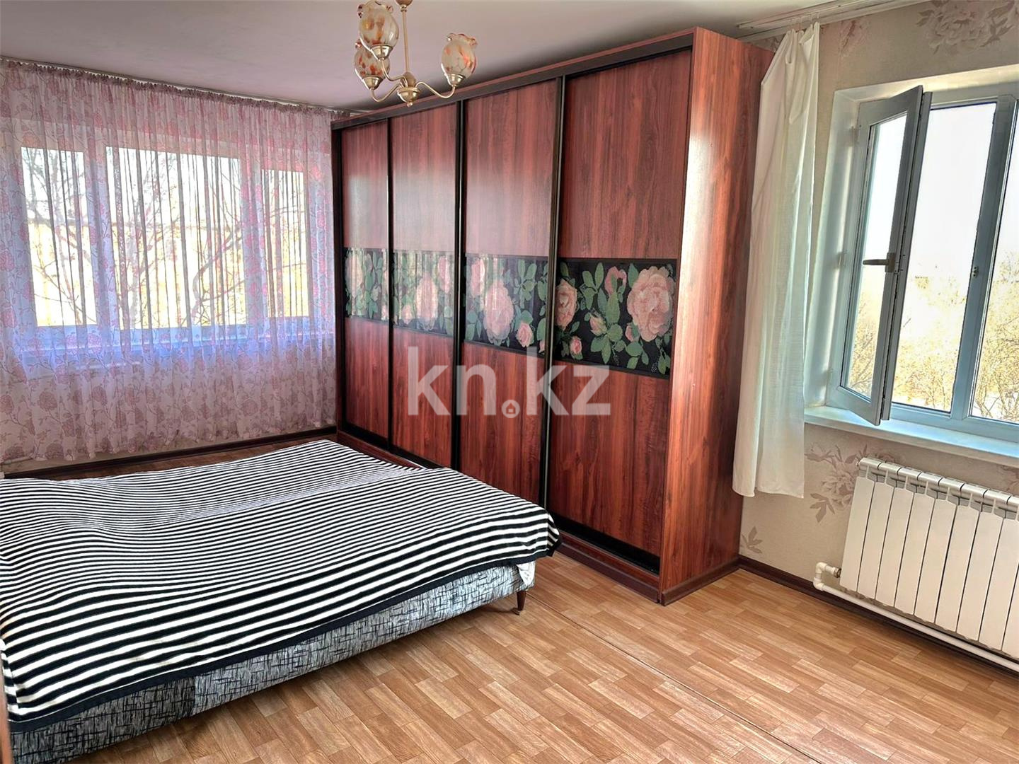 Продажа 3-комнатной квартиры, 62 м², ул. 6-й мик-н в Темиртау - фото 3