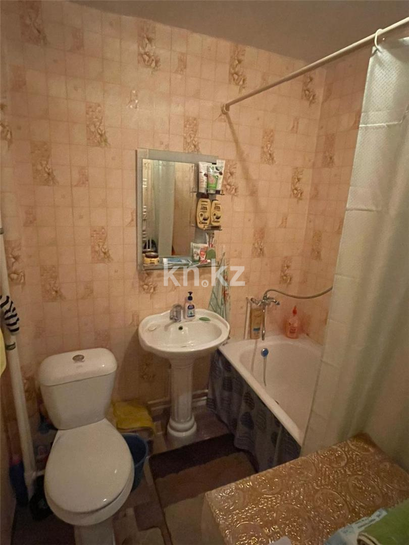 Продажа 1-комнатной квартиры, 33 м², мкр-н Мамраева (Восток-5), дом  12 - Продажа  однокомнатных квартир в Караганде фото 5 из 9