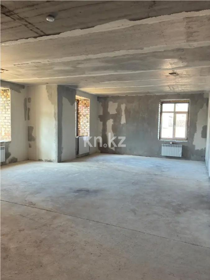 Продажа 2-комнатной квартиры, 67 м² в Караганде