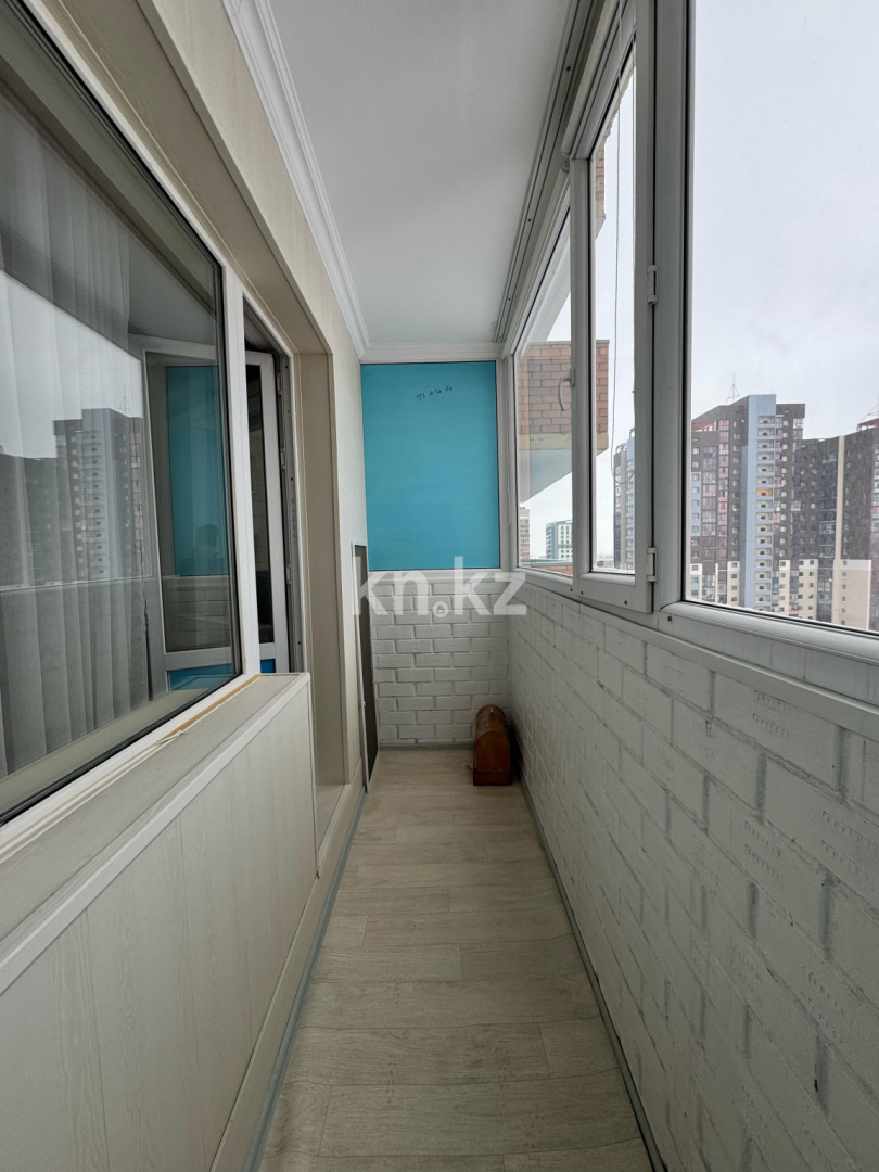 Продажа 3-комнатной квартиры, 89 м², пр. Шахтеров, дом  52 в Караганде - фото 23