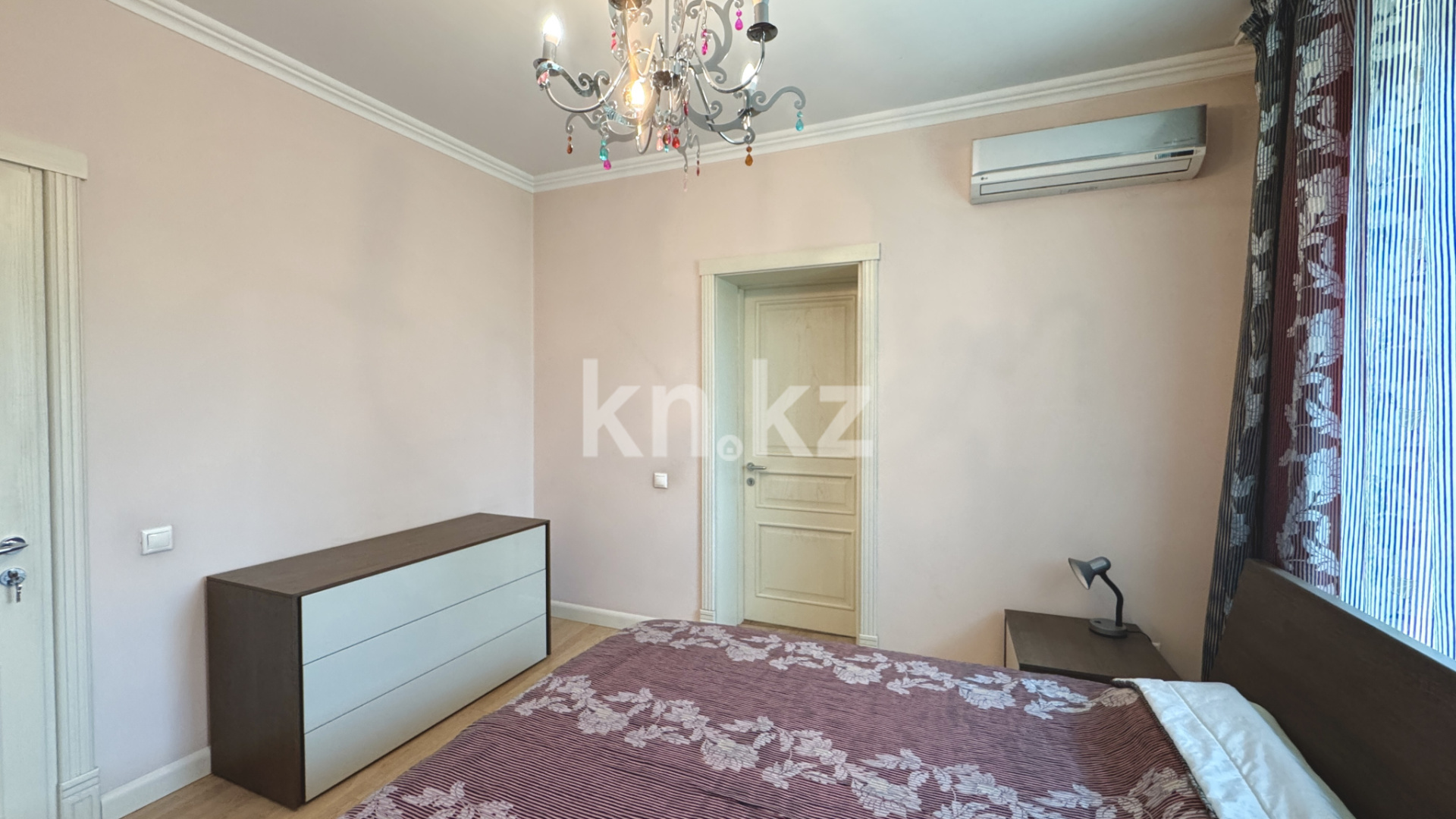 Продажа 2-комнатной квартиры, 87 м², Достык в Алматы - фото 8