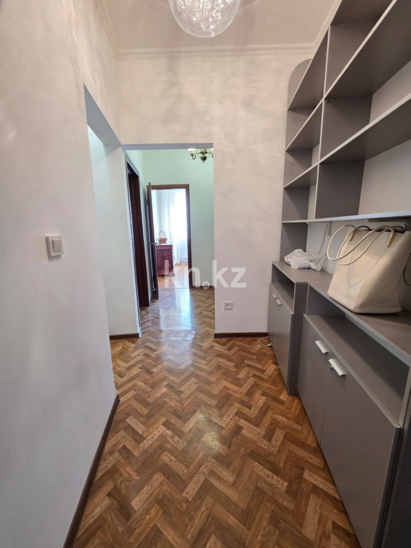 Аренда 3-комнатной квартиры, 68 м² - Аренда трехкомнатных квартир помесячно в Алматы фото 10 из 21