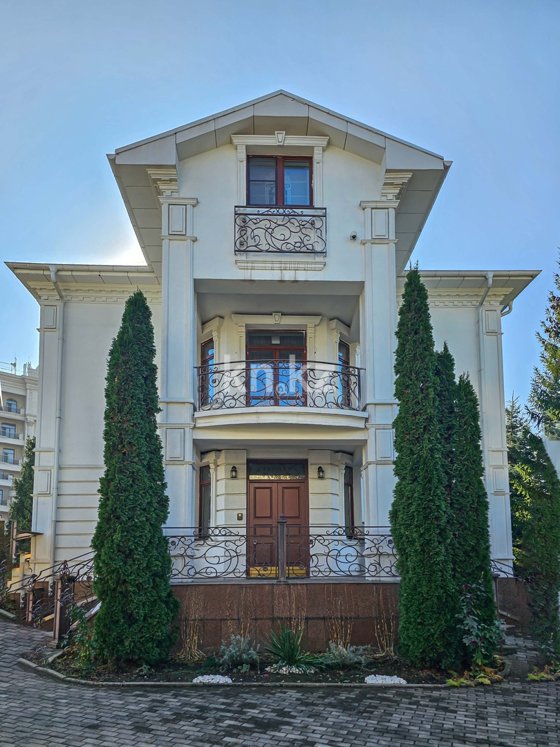 Аренда 6-комнатного дома, 540 м² - Аренда недвижимости в Алматы фото 14 из 40