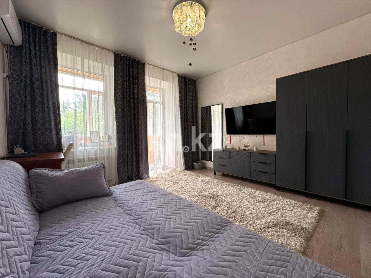 Продажа 2-комнатной квартиры, 49 м², пр. Бухар-жырау, дом  30 - Продажа квартир в Караганде фото 1 из 11
