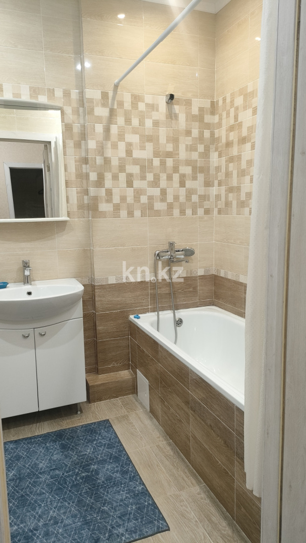 Аренда 1-комнатной квартиры посуточно, 41 м², пр. Кабанбай батыра, дом  48/9 - ул. Орынбор - Аренда квартир посуточно в Астане с фото фото 6 из 9