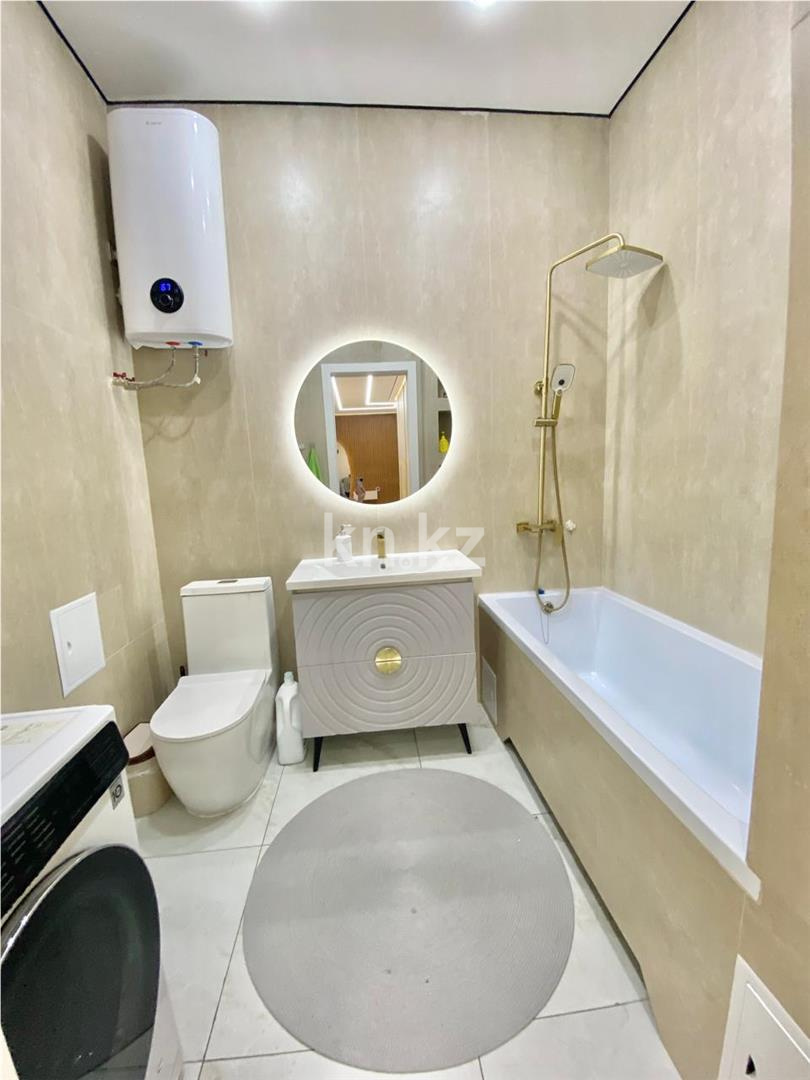 Продажа 3-комнатной квартиры, 103 м², ул. Момышулы - Продажа квартир в Караганде фото 13 из 20