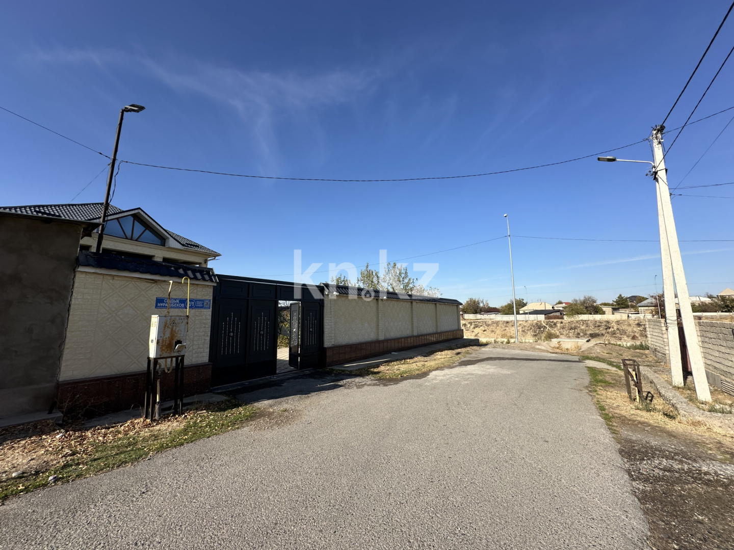 Продажа 7-комнатного дома, 280 м², Нурашбеков, дом  2 - Продажа домов, коттеджей в Казахстане фото 2 из 26