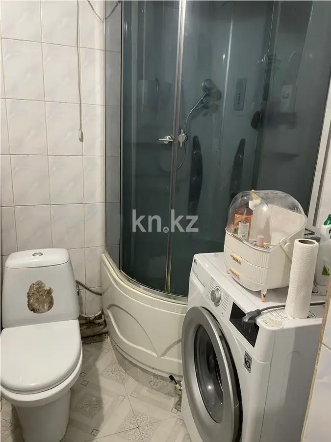 Продажа 3-комнатной квартиры, 58 м², ул. Жарокова, дом  219 в Алматы - фото 3