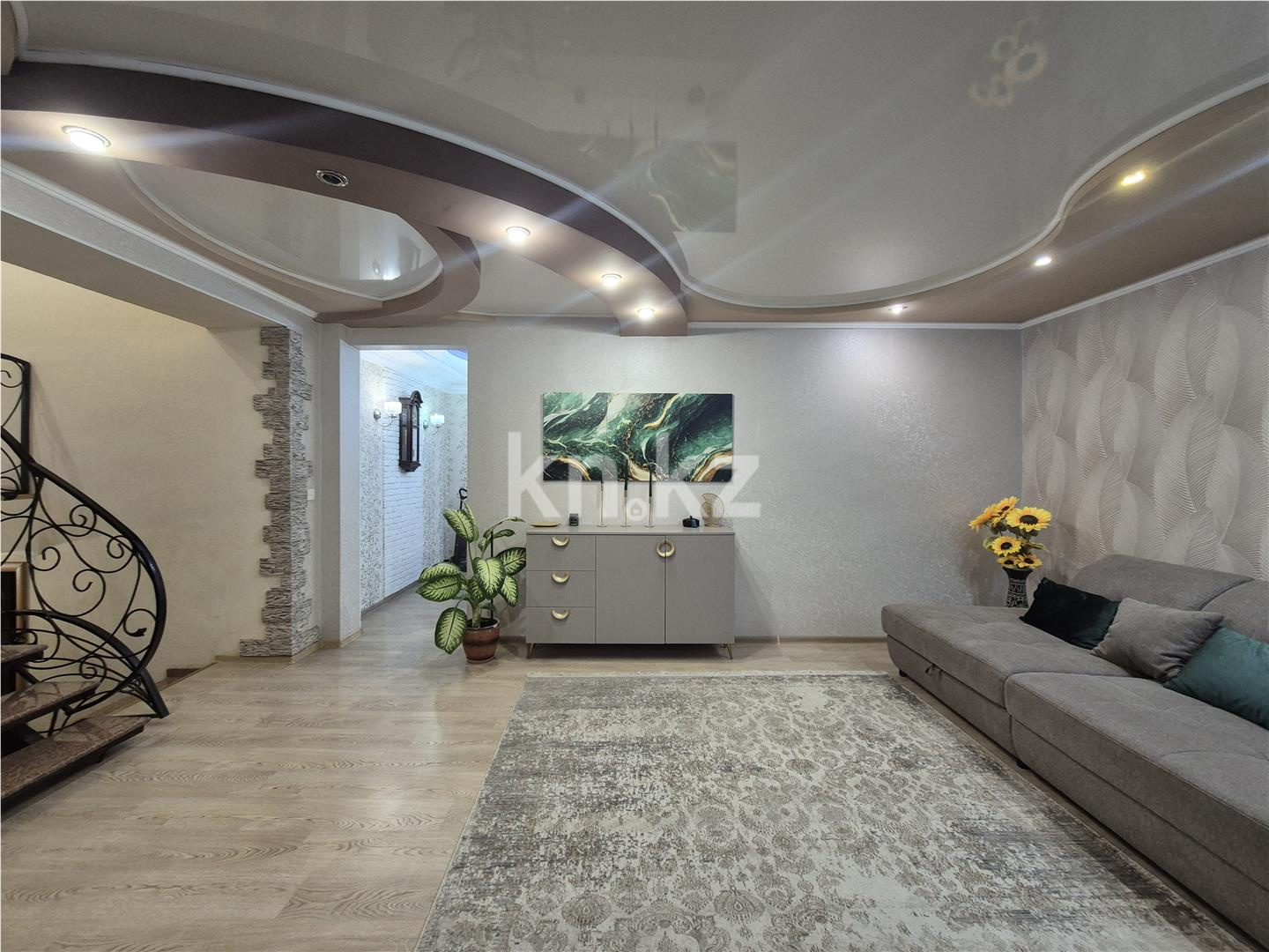 Продажа 4-комнатного дома, 164 м², 9А мкр., дом  27 - Продажа квартир в Темиртау фото 3 из 24