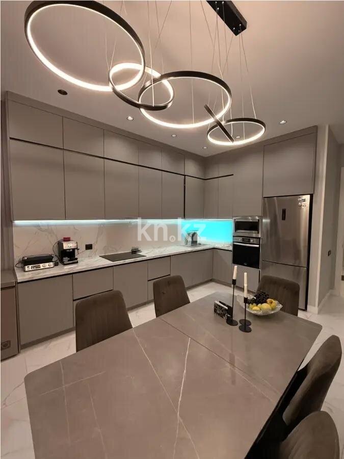 Продажа 3-комнатной квартиры, 100 м² в Астане