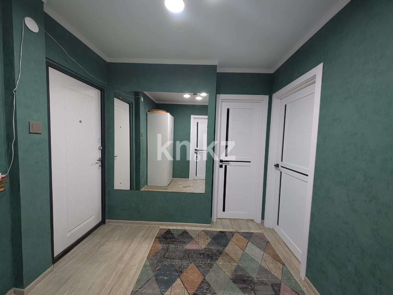 Продажа 3-комнатной квартиры, 63.3 м² в Уральске - фото 2