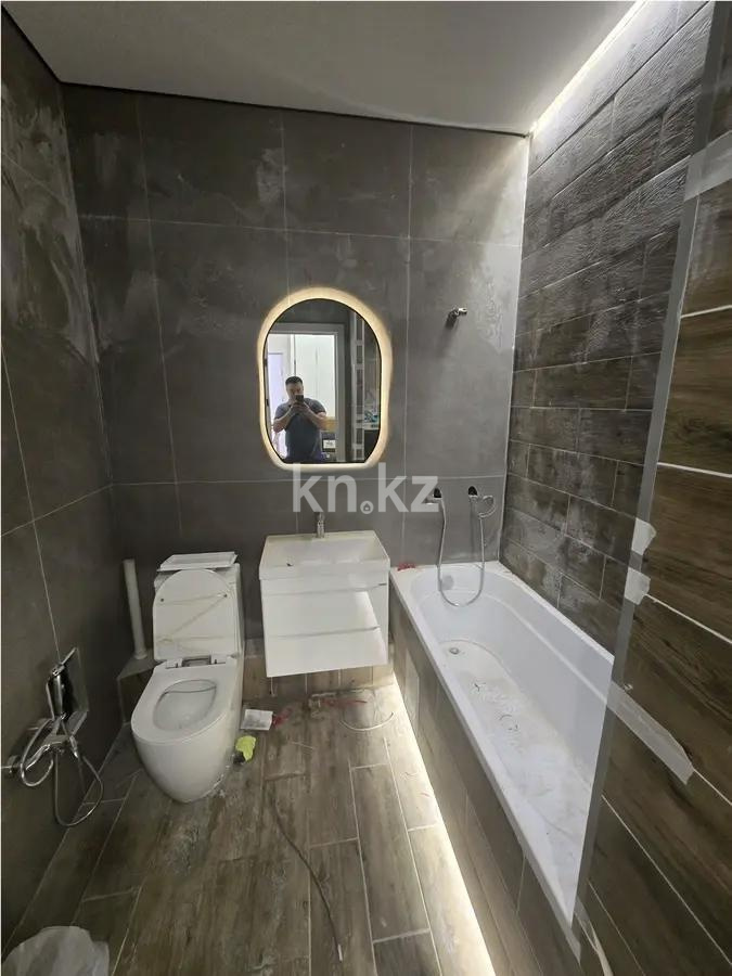 Продажа 1-комнатной квартиры, 47.9 м², ул. Жандосова, дом  108/1 в Алматы - фото 3