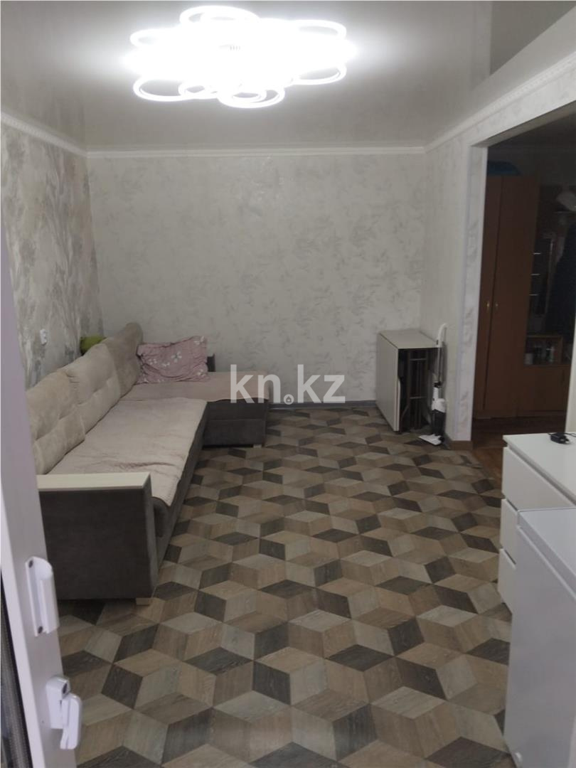 Продажа 2-комнатной квартиры, 44 м² - Продажа квартир в Караганде - страница 2 фото 1 из 9