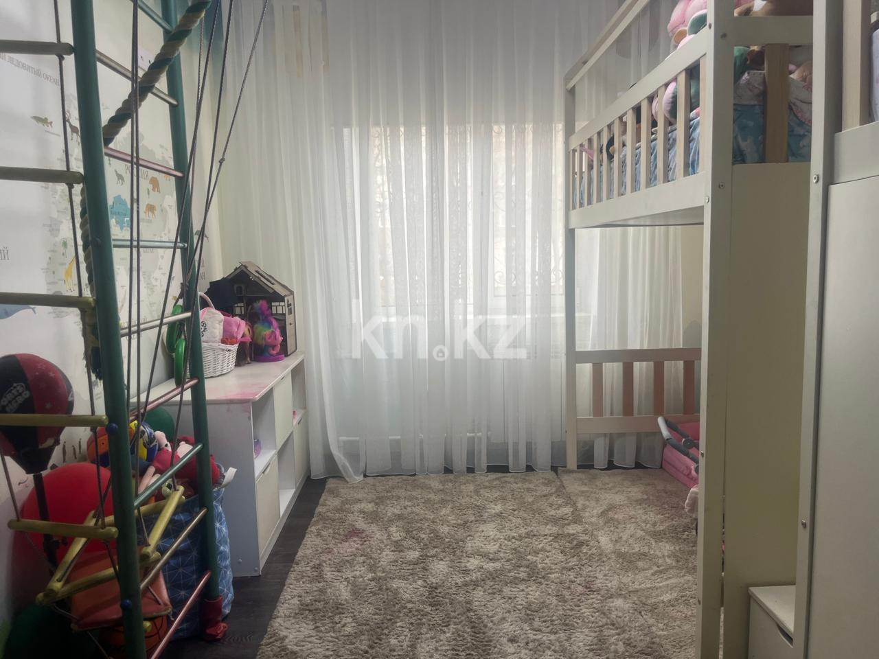 Продажа 5-комнатной квартиры, 99 м², мкр. Степной-1, дом  4 - Продажа  пятикомнатных квартир в Караганде с фото фото 6 из 9