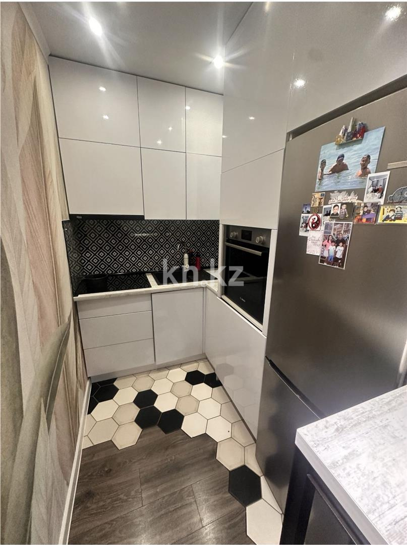 Продажа 3-комнатной квартиры, 58 м² - Недвижимость в Караганде - страница 2 фото 10 из 13