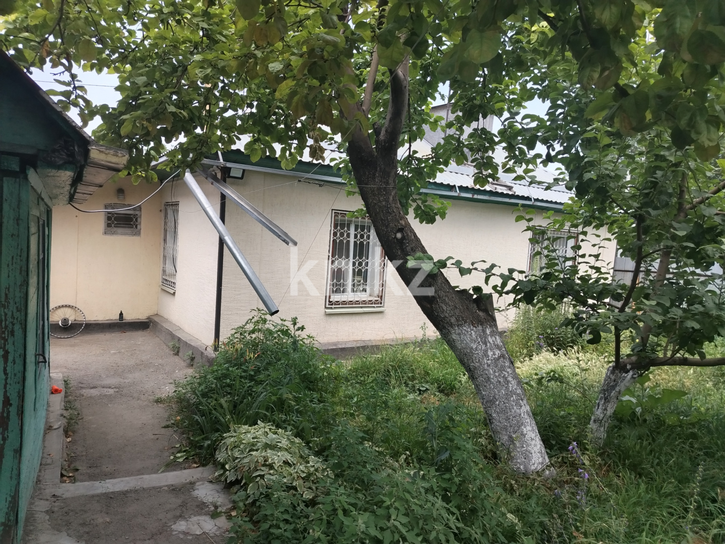Продажа 3-комнатного дома, 51.2 м², ул. Морозова - Продажа домов, коттеджей в Алматы фото 1 из 19