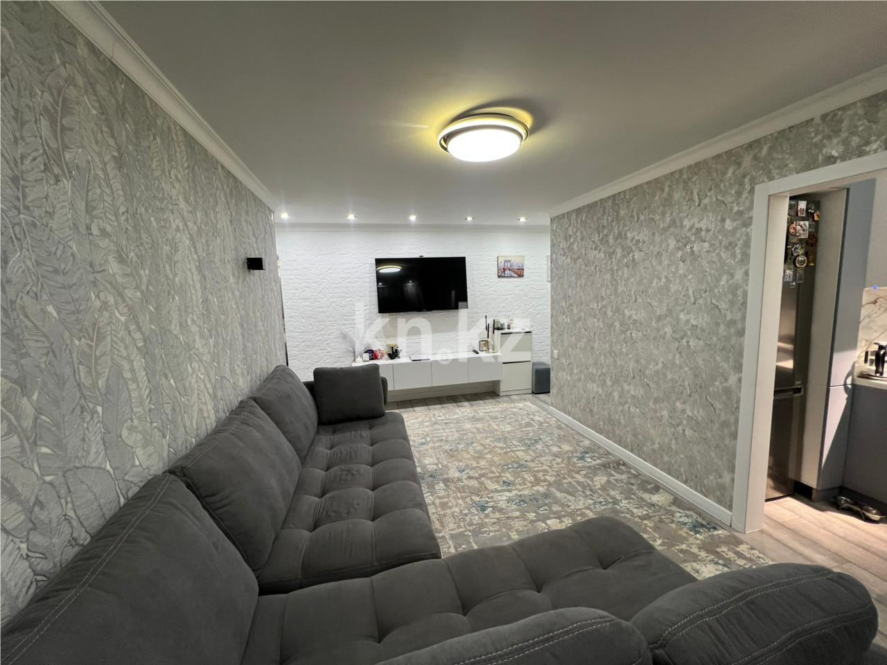 Продажа 3-комнатной квартиры, 56 м², ул. Пичугина - Продажа квартир в Караганде фото 4 из 12