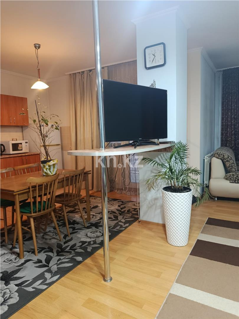 Продажа 1-комнатной квартиры, 55 м², ул. Абая - Продажа домов, коттеджей в Атырау фото 12 из 15