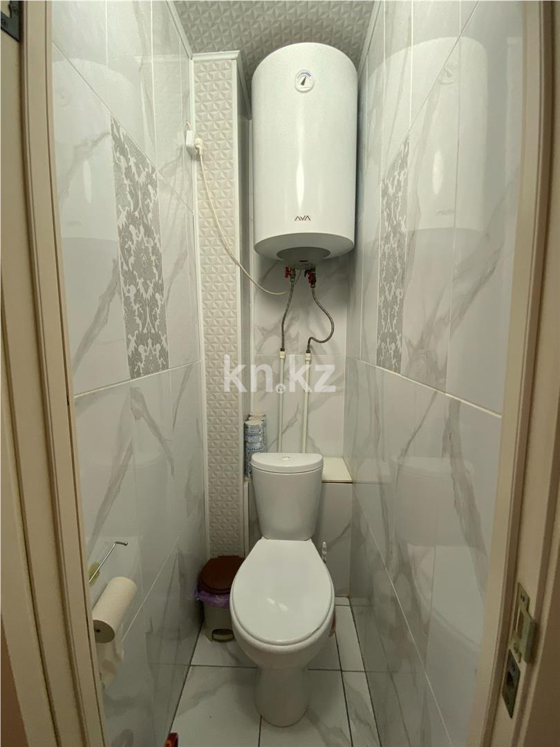 Продажа 4-комнатной квартиры, 76 м², мкр-н Восток-2 в Караганде - фото 11