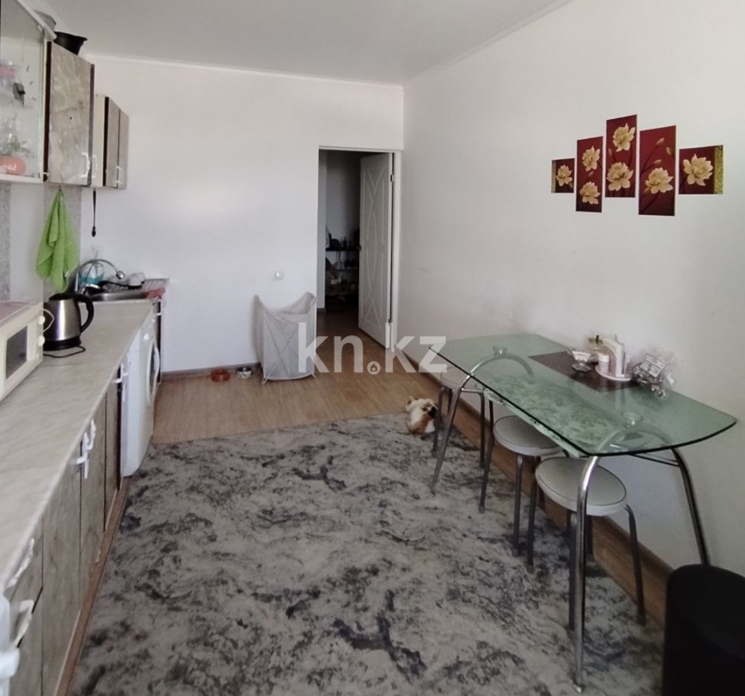 Аренда 1-комнатной квартиры, 40 м², ул. Бокенбай батыра, дом  157 - Продажа и аренда недвижимости в Актобе фото 1 из 6