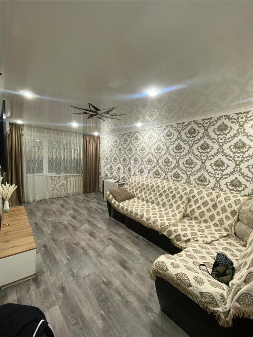 Продажа 2-комнатной квартиры, 44 м², мкр-н 16 - Продажа  двухкомнатных квартир в Караганде фото 1 из 15