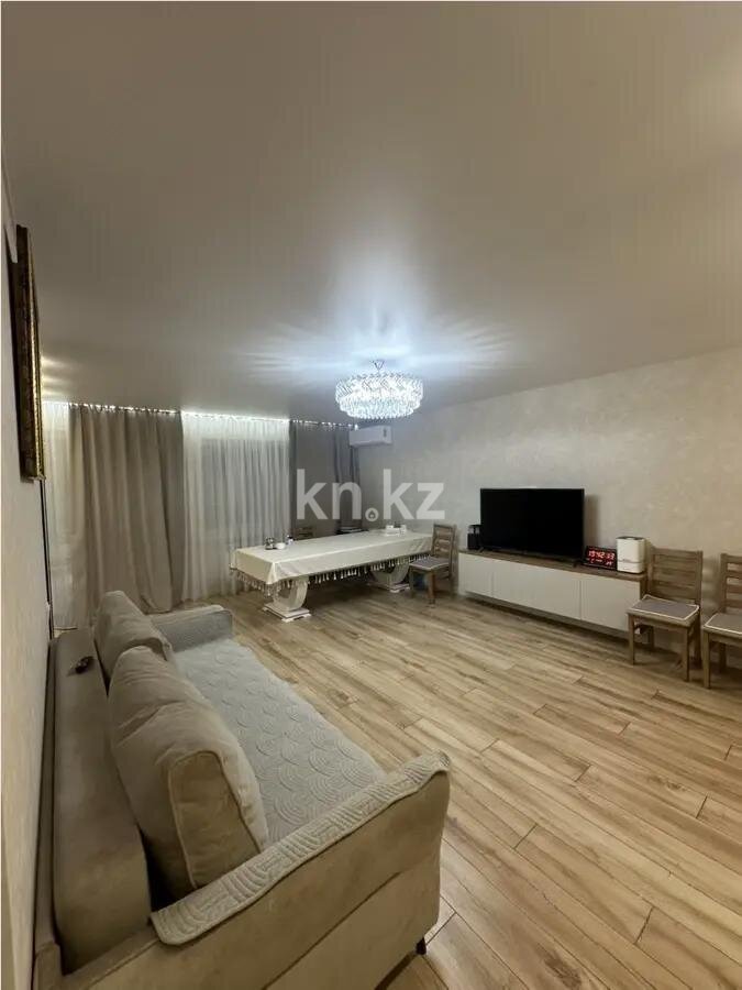 Продажа 2-комнатной квартиры, 68 м² в Караганде