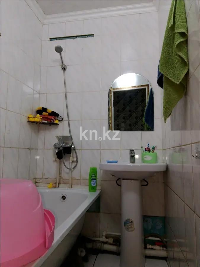 Продажа 2-комнатной квартиры, 44 м², 14-й мкр., дом  11 - Продажа квартир в Караганде фото 4 из 6