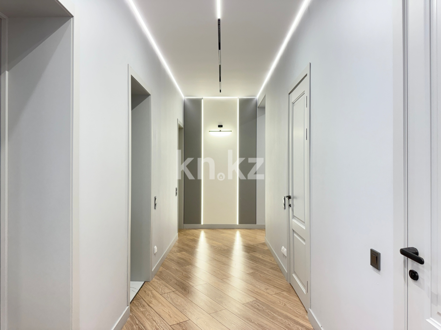 Продажа 4-комнатной квартиры, 126.5 м² в Астане - фото 32