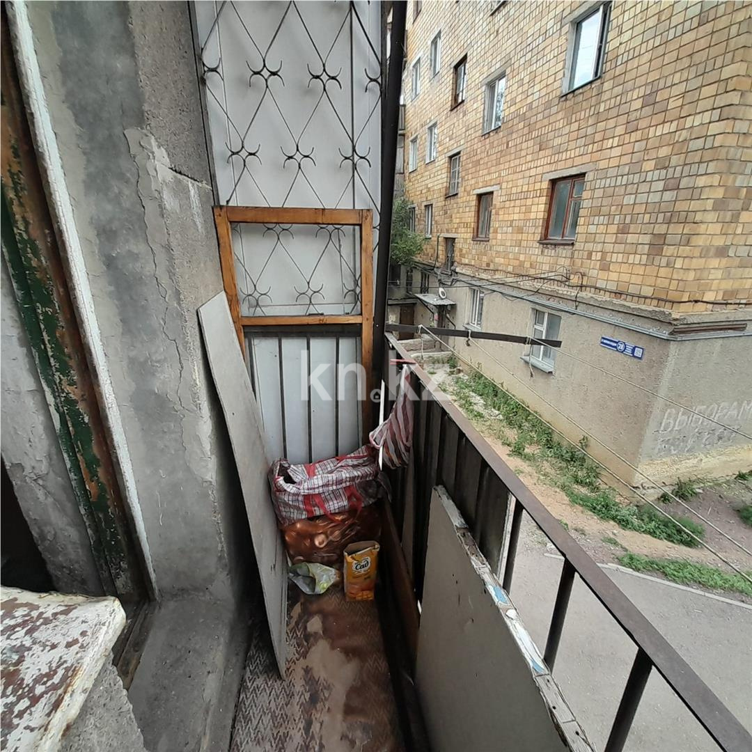 Продажа 4-комнатной квартиры, 60 м², мкр-н 21, дом  29 - Продажа  четырехкомнатных квартир в Караганде фото 12 из 15