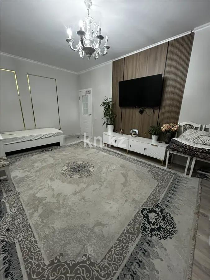 Продажа 3-комнатной квартиры, 71 м², ул. Толе би, дом  263 - Продажа квартир в Алматы фото 1 из 3