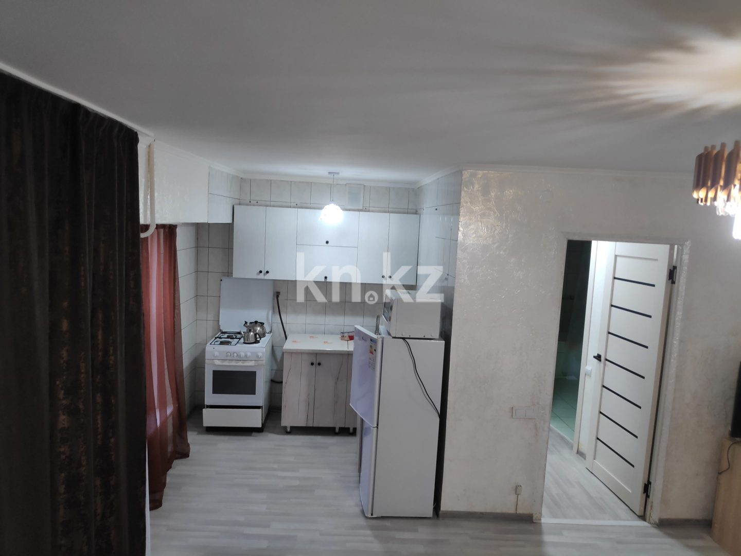 Продажа 2-комнатной квартиры, 46.3 м² - Продажа двухкомнатных квартир в панельном доме в Алматы - страница 3 фото 18 из 25