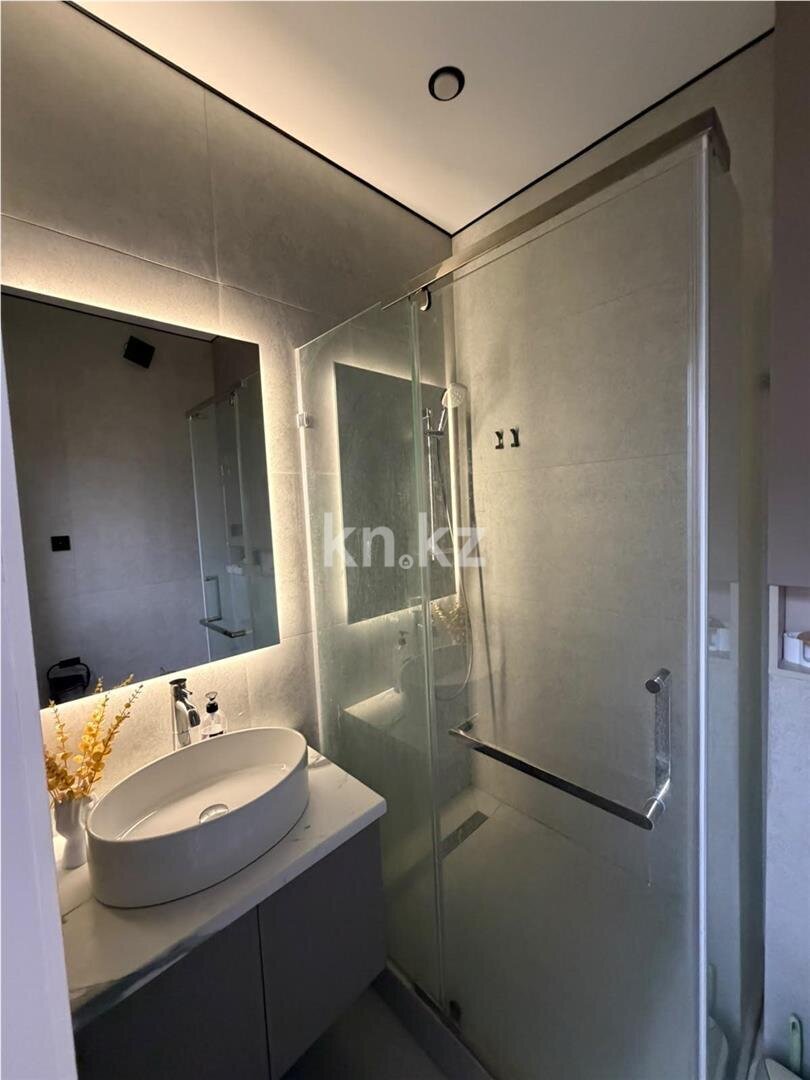 Продажа 2-комнатной квартиры, 70 м² в Караганде - фото 5