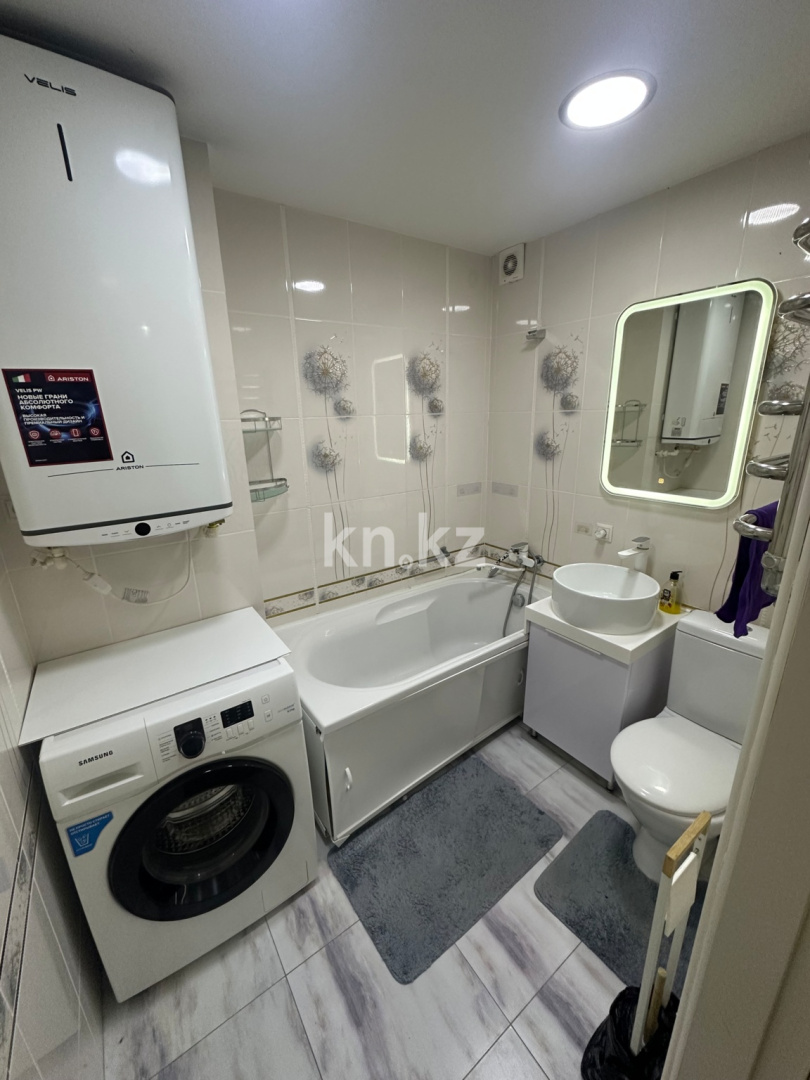 Продажа 3-комнатной квартиры, 75.7 м² в Караганде - фото 16