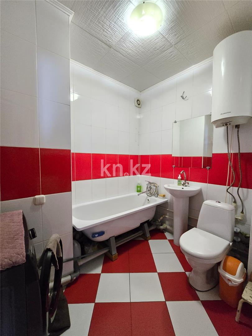 Продажа 2-комнатной квартиры, 48 м², мкр-н 7 в Темиртау - фото 6