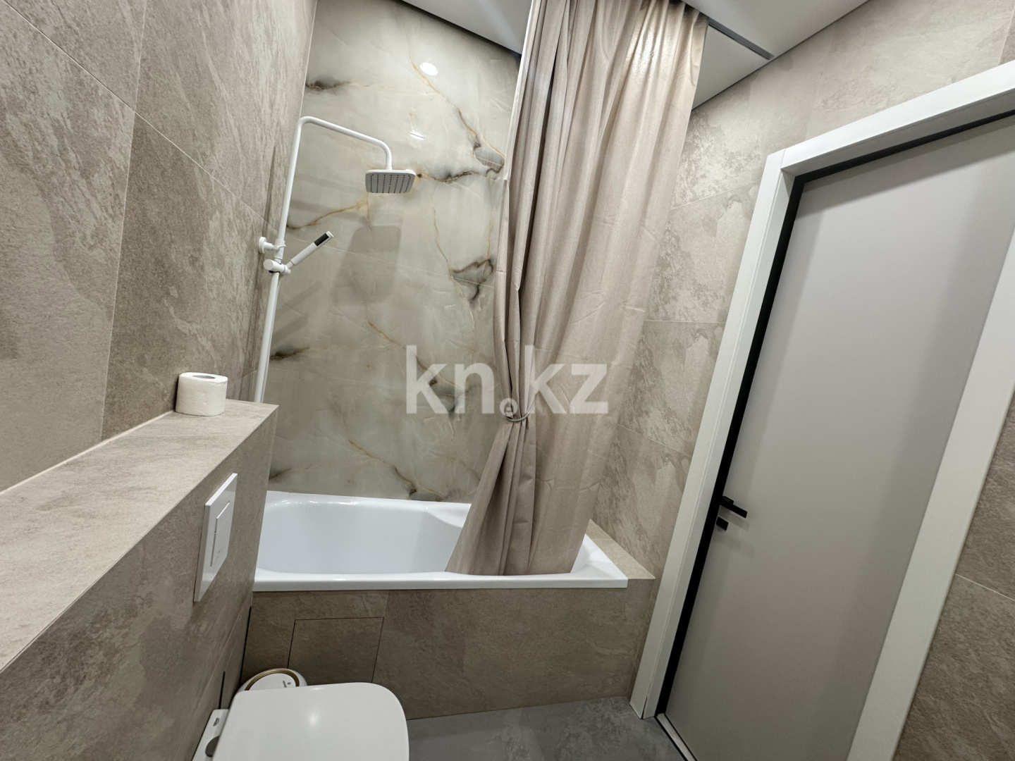 Продажа 3-комнатной квартиры, 95 м² - Продажа квартир в р-не Есиль Астаны фото 8 из 12