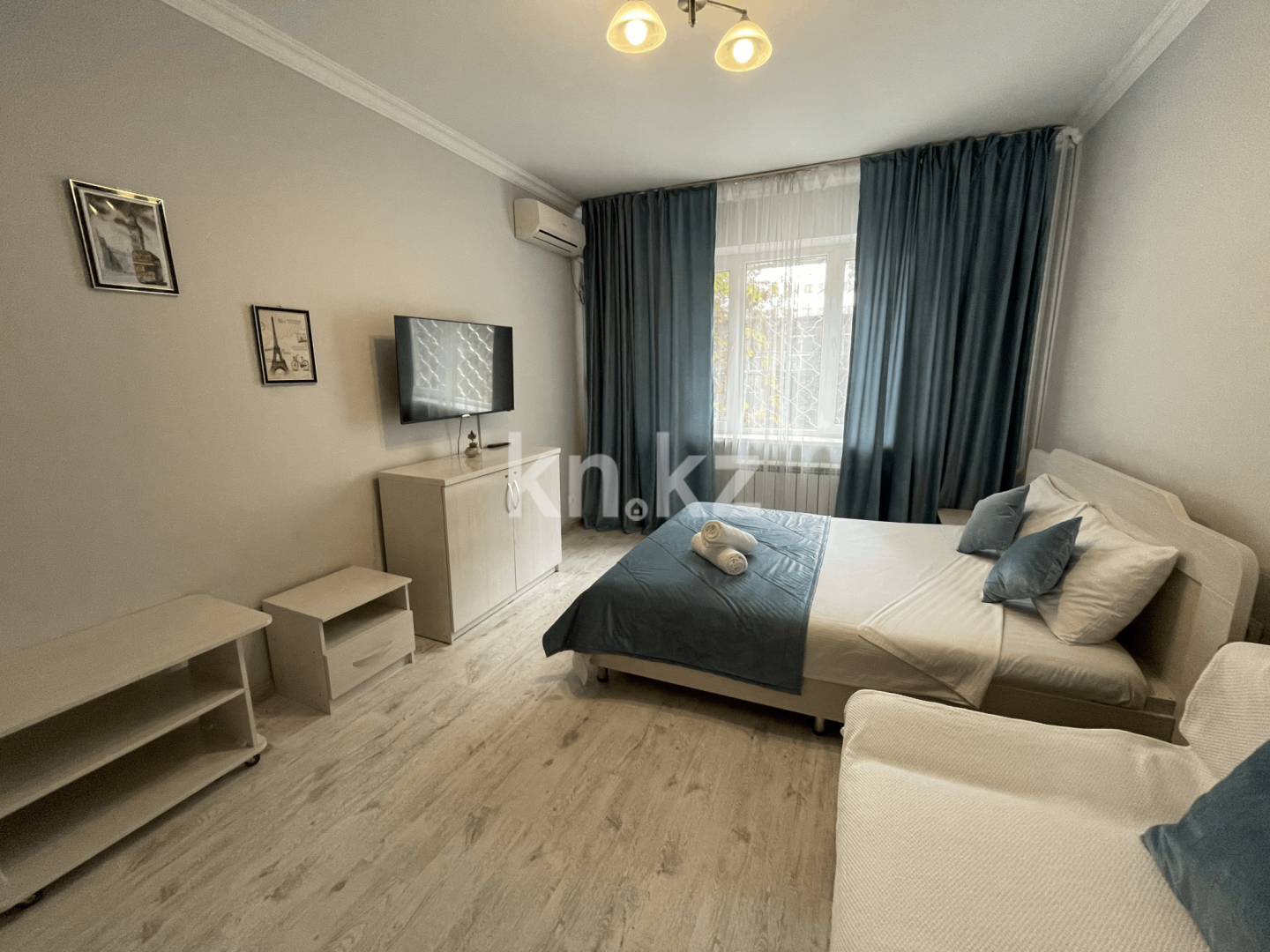 Аренда 1-комнатной квартиры посуточно, 40 м², ул. Курмангазы, дом  58 - пр. Абылай хана - Аренда квартир помесячно в Казахстане фото 1 из 13