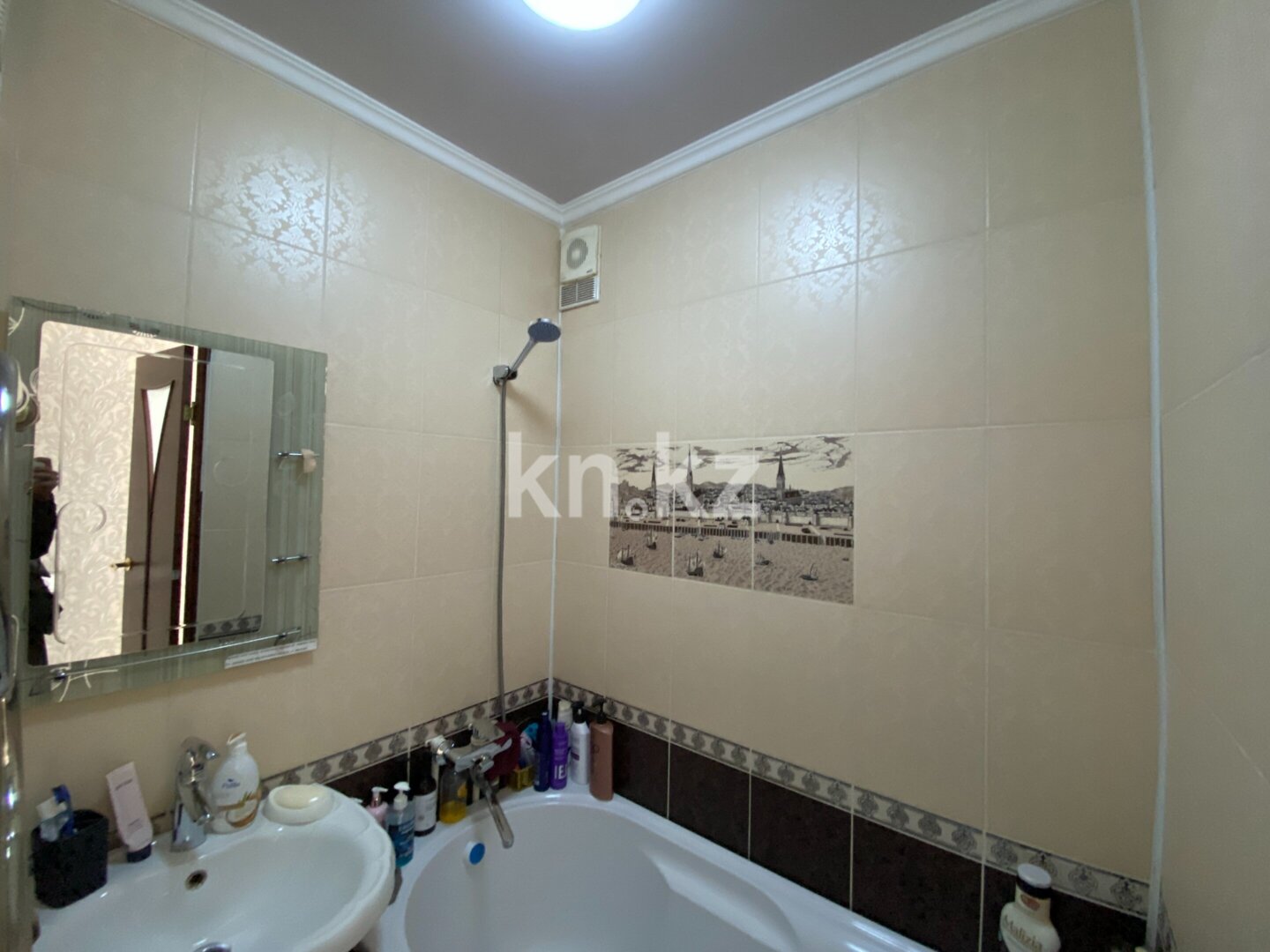 Продажа 4-комнатной квартиры, 76.6 м² в Караганде - фото 16