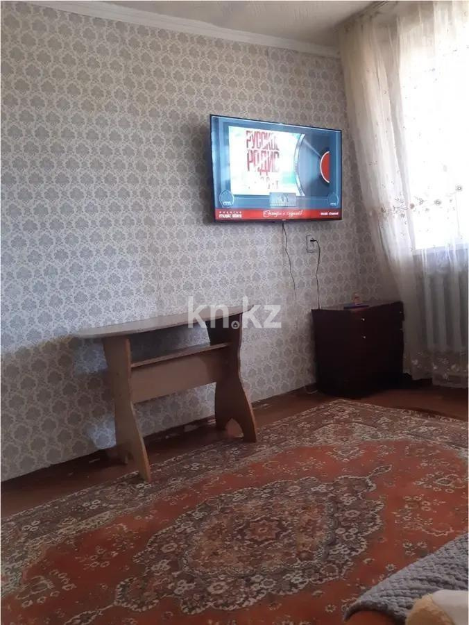 Продажа 3-комнатной квартиры, 50 м², мкр-н 14, дом  16 - Продажа  трехкомнатных квартир в Караганде фото 1 из 4