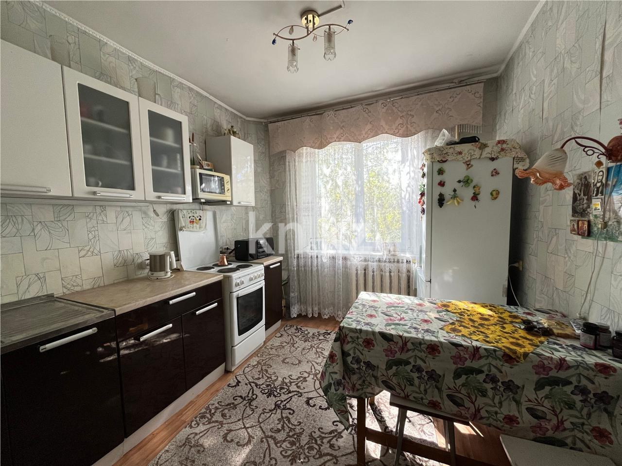 Продажа 2-комнатной квартиры, 50 м², мкр-н Орбита-1 - Продажа квартир в Караганде с фото фото 1 из 16