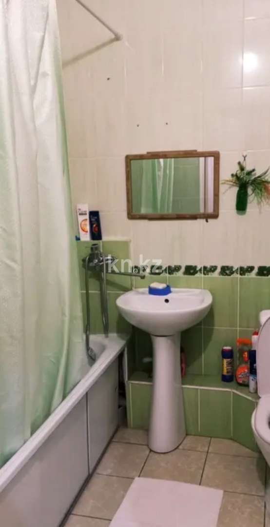 Аренда 1-комнатной квартиры посуточно, 40 м², мкр. Аксай-1а, дом  33 - Аренда  однокомнатных квартир посуточно в Алматы фото 5 из 5